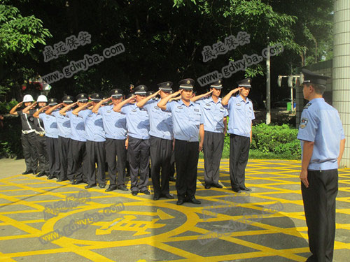 保安察覺不對(duì)，民警迅速出動(dòng)！3人落網(wǎng)