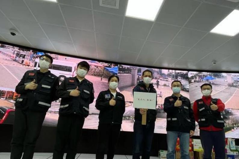 上海29歲保安成功考上985大學(xué)，前途不可限量，令人羨慕又敬佩