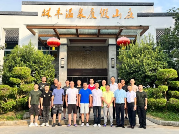 【團康活動】八一快樂！廣東威遠組織溫泉基地燒烤活動，熱情夏日的不二選擇！